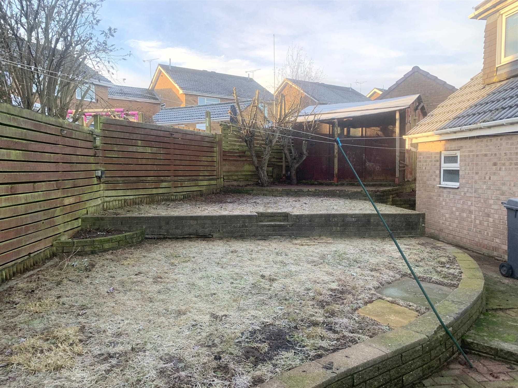 Southfields - Picture 27