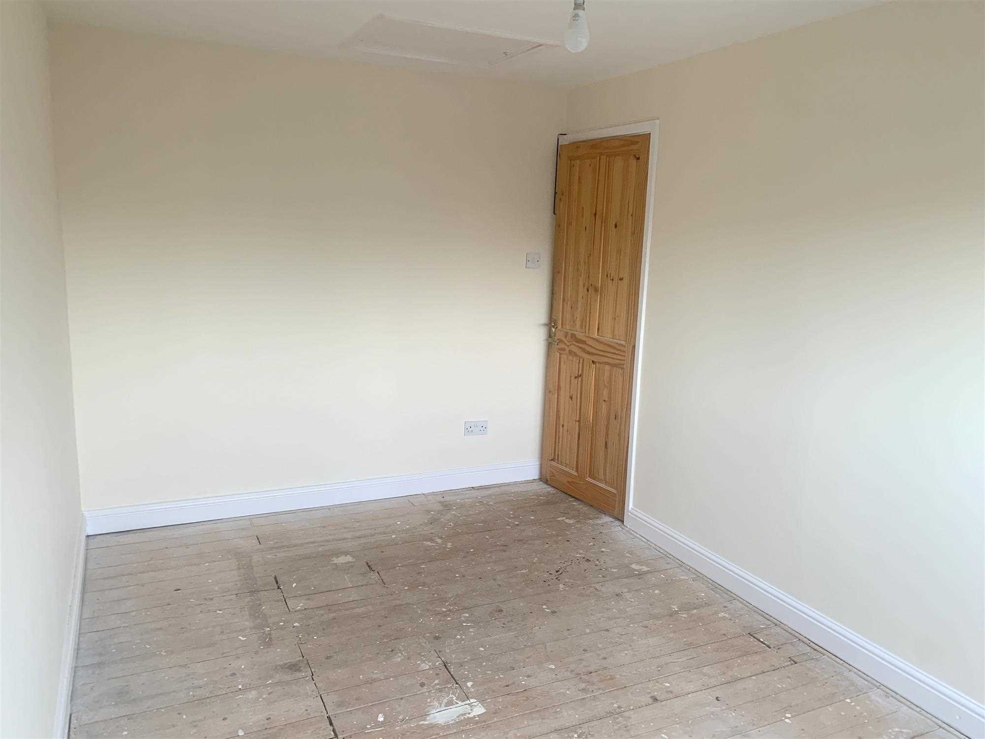 Southfields - Picture 19