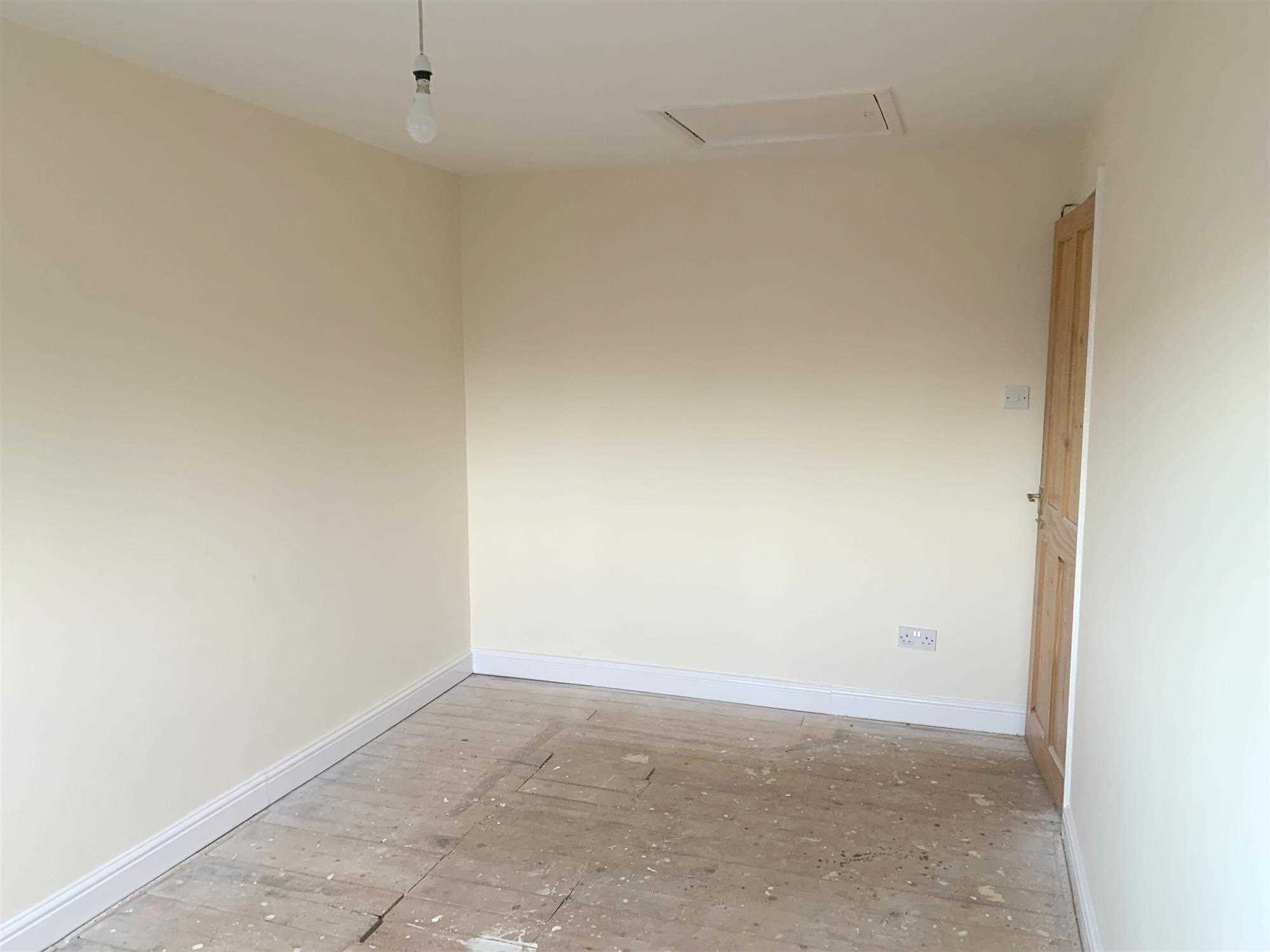 Southfields - Picture 20