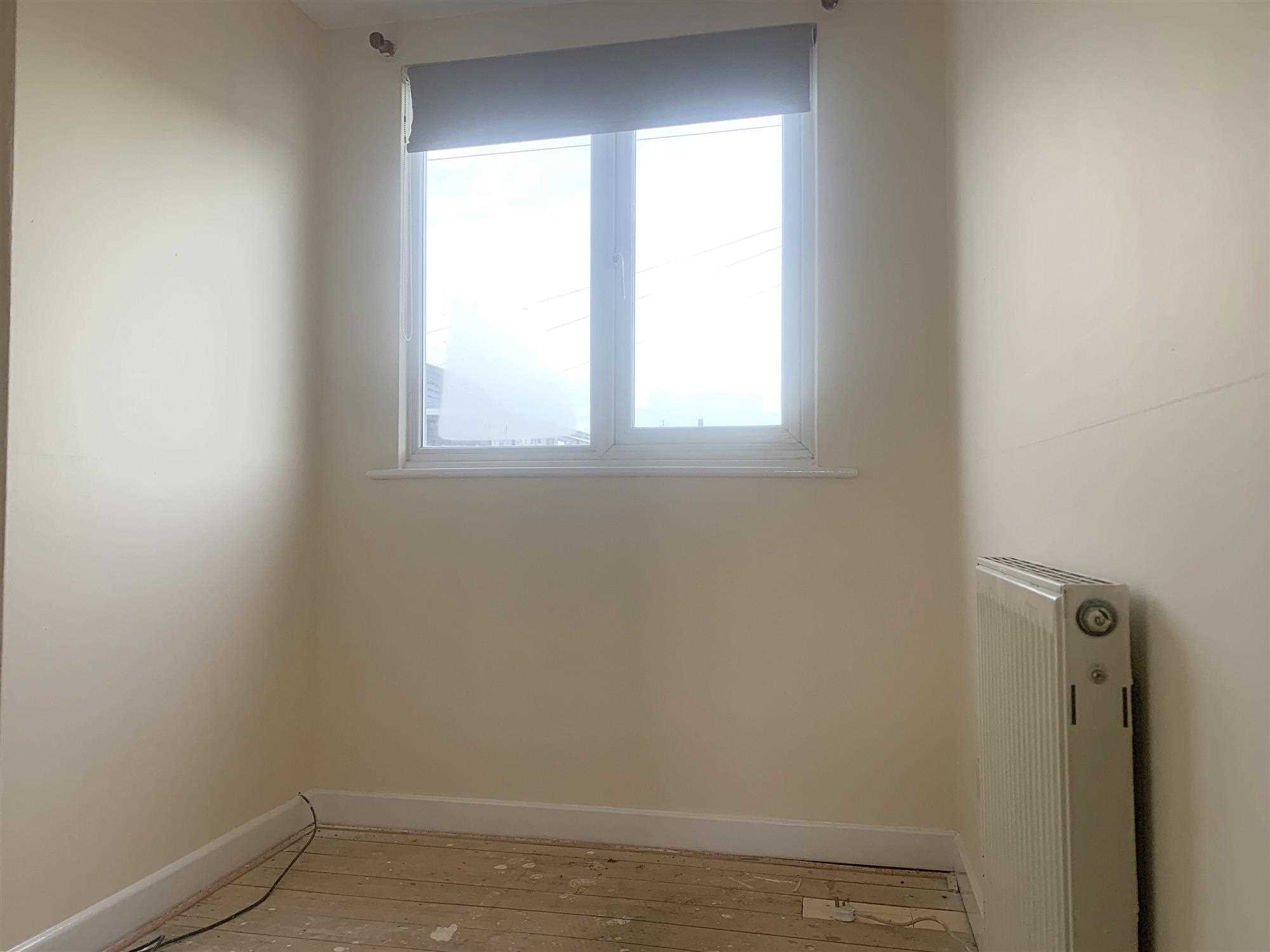 Southfields - Picture 22