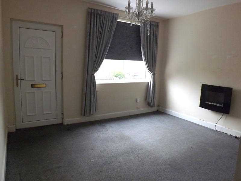 Clowne Road - Picture 3