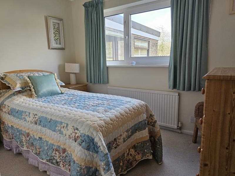 Chestnut Drive - Picture 14