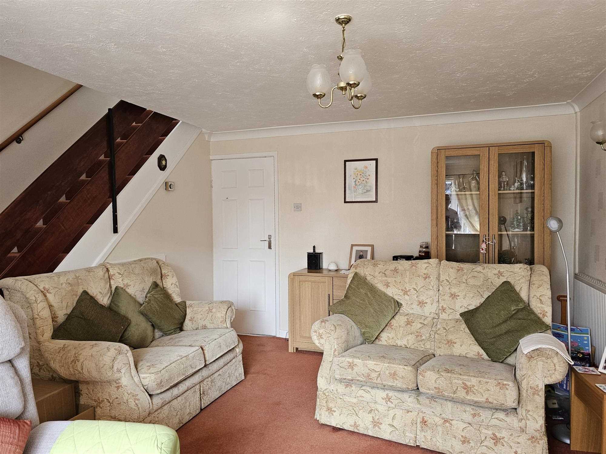 Southfields - Picture 3