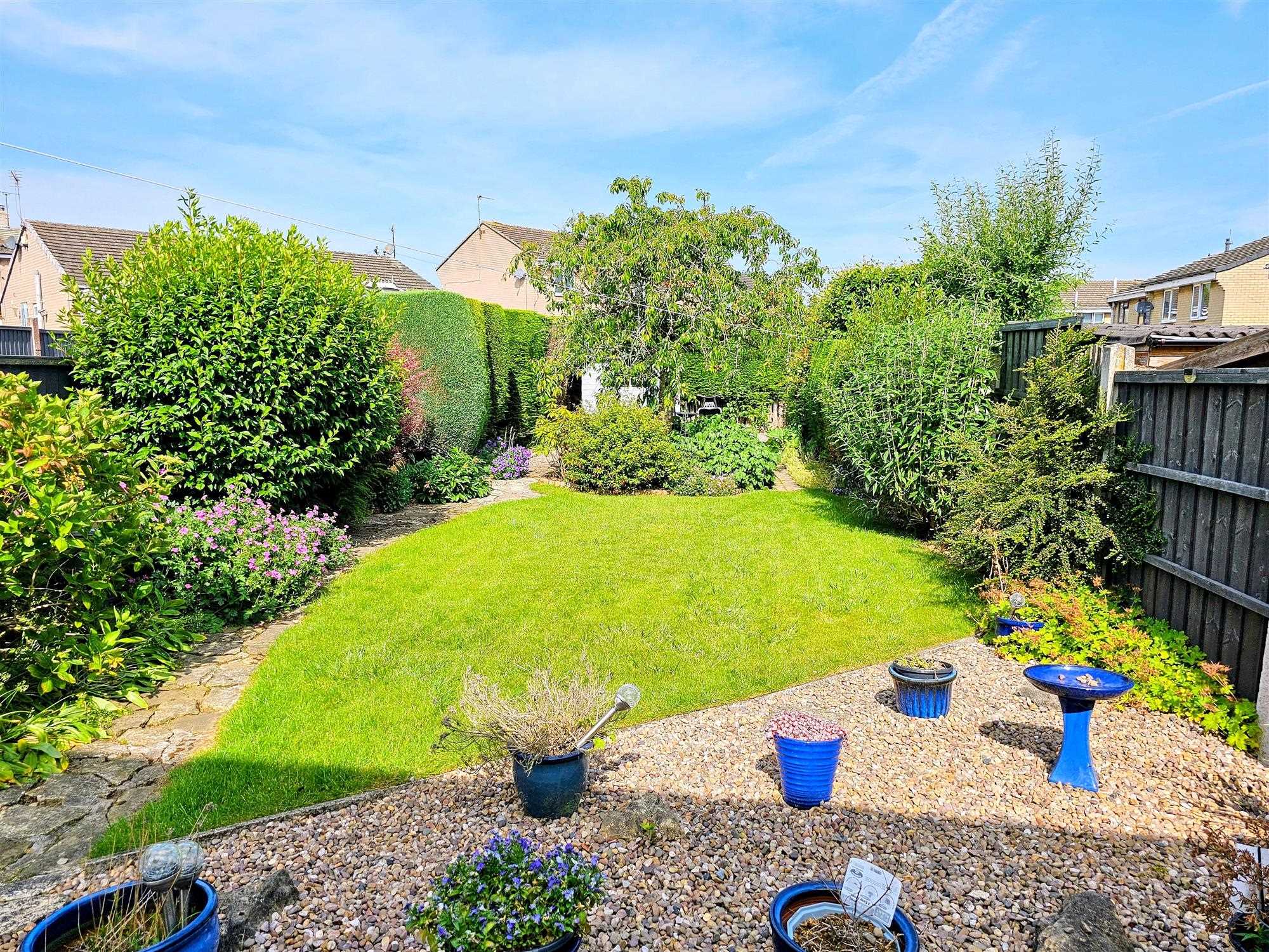 Southfields - Picture 16