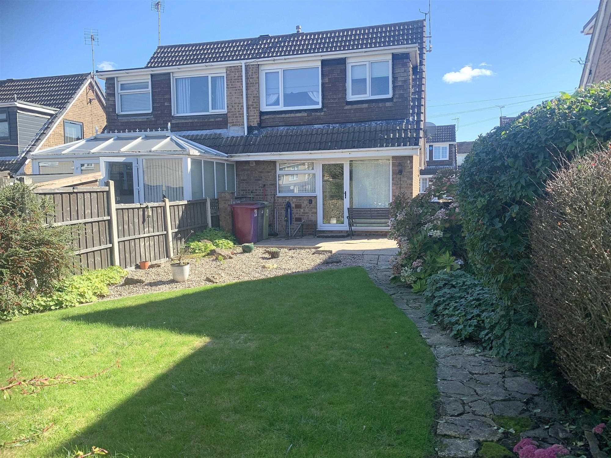 Southfields - Picture 20