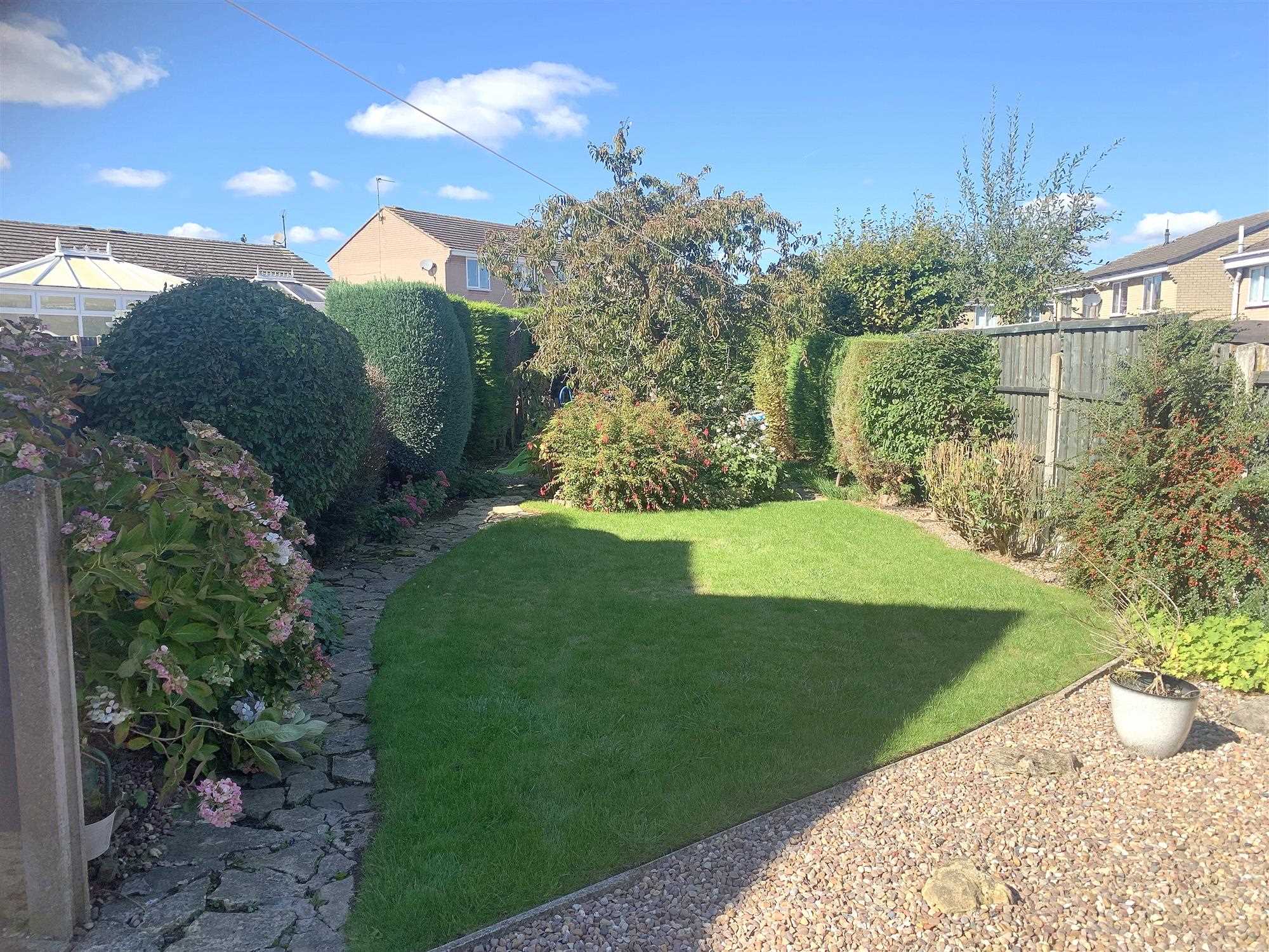 Southfields - Picture 21