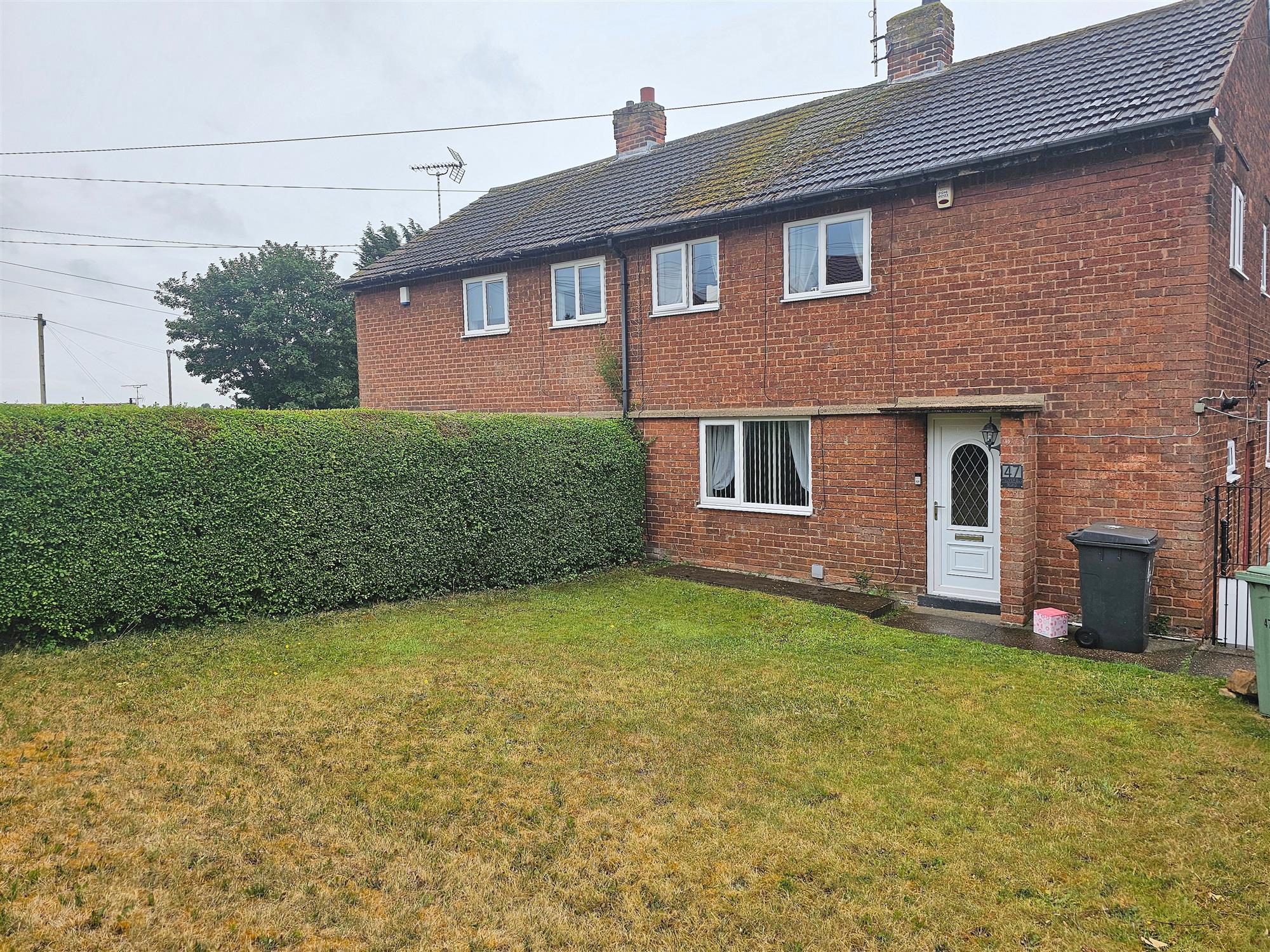 Holmfield Road - Picture 1
