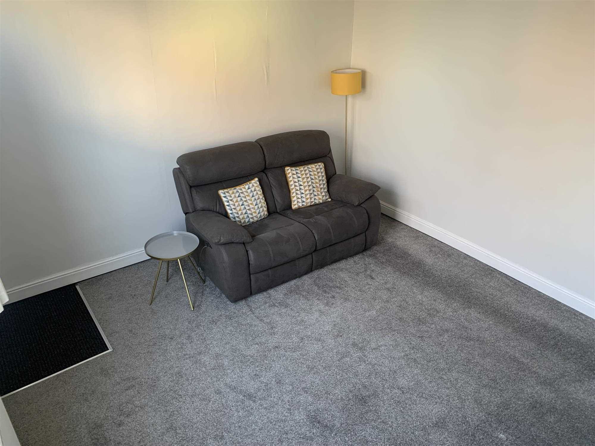 North Road - Picture 4