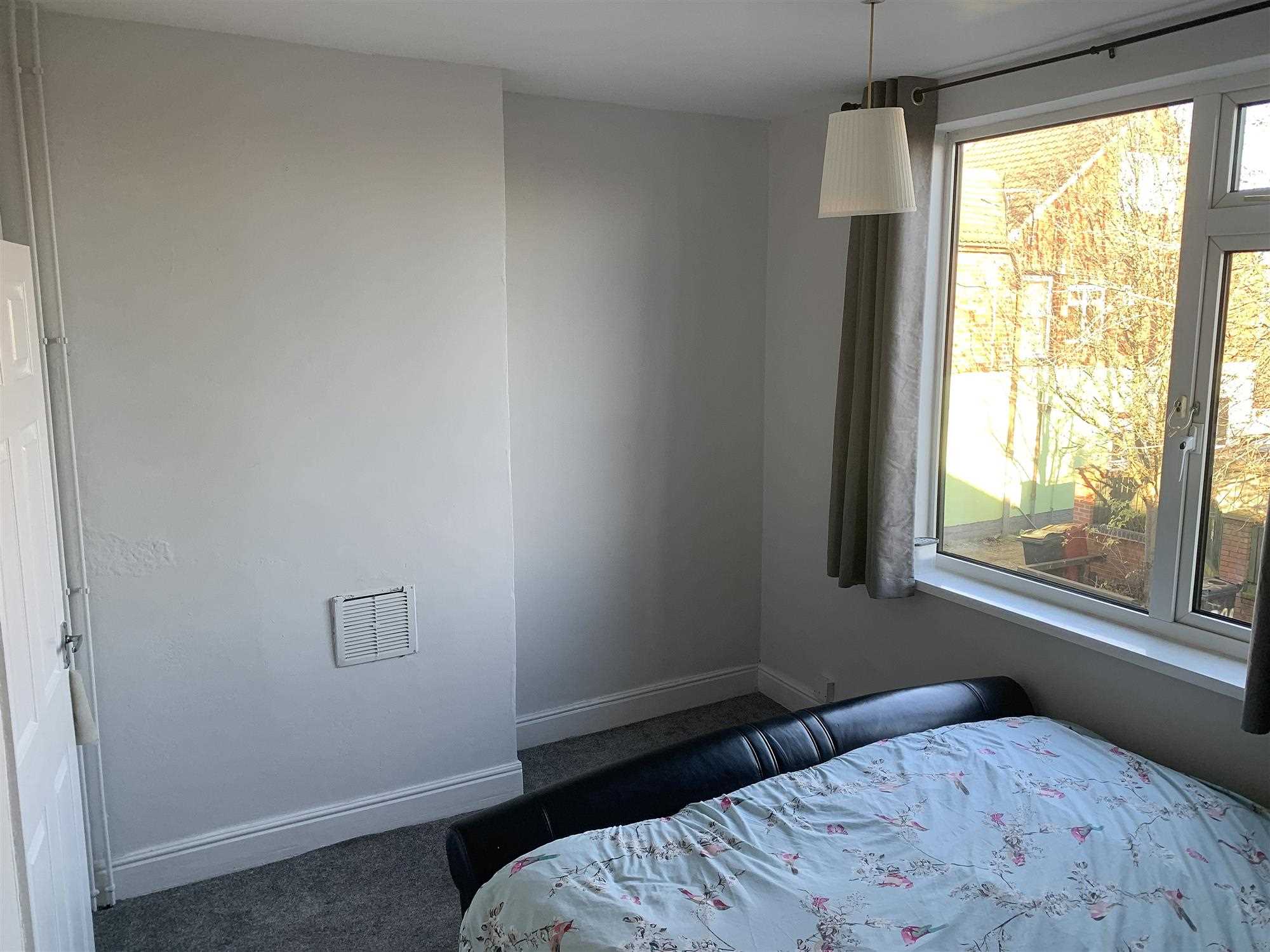 North Road - Picture 8