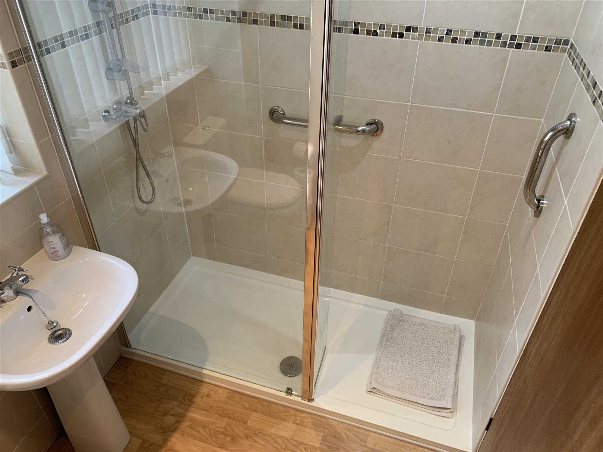 Chestnut Drive - Picture 20