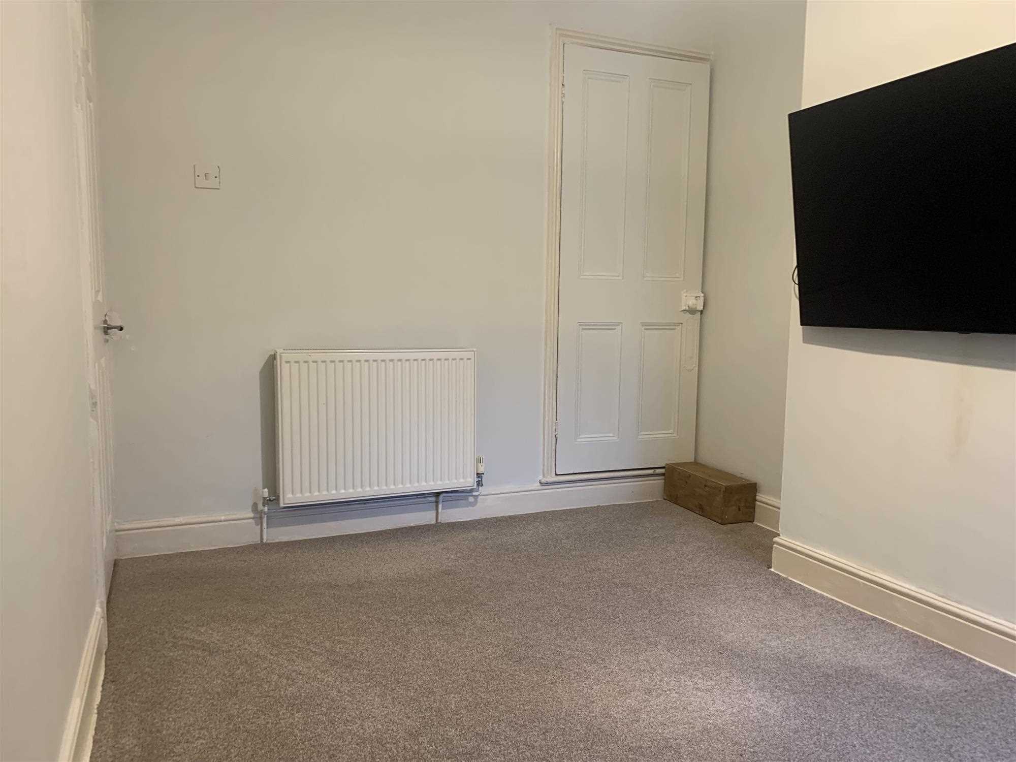 New Street - Picture 10