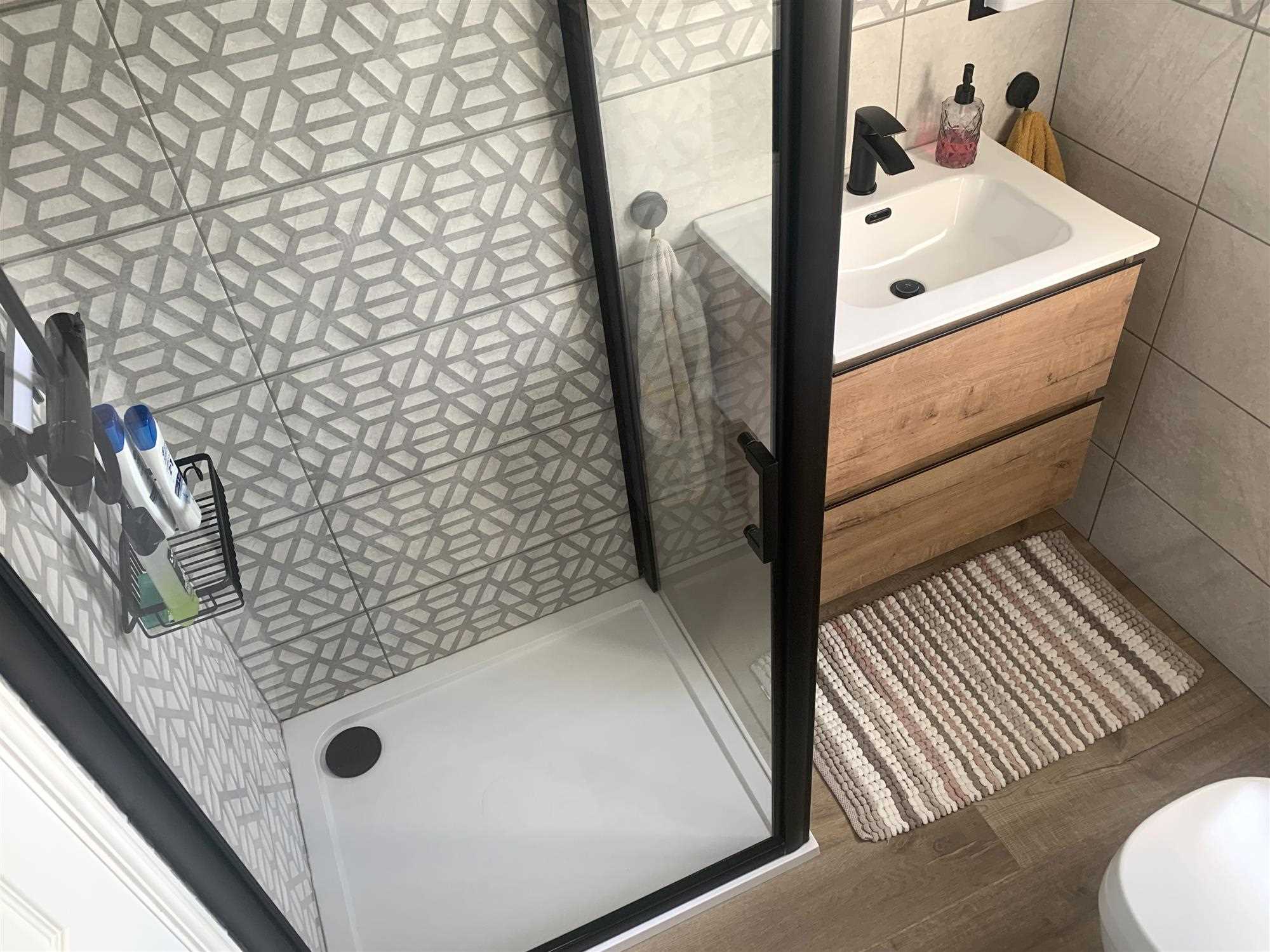 Spinnaker Road - Picture 19