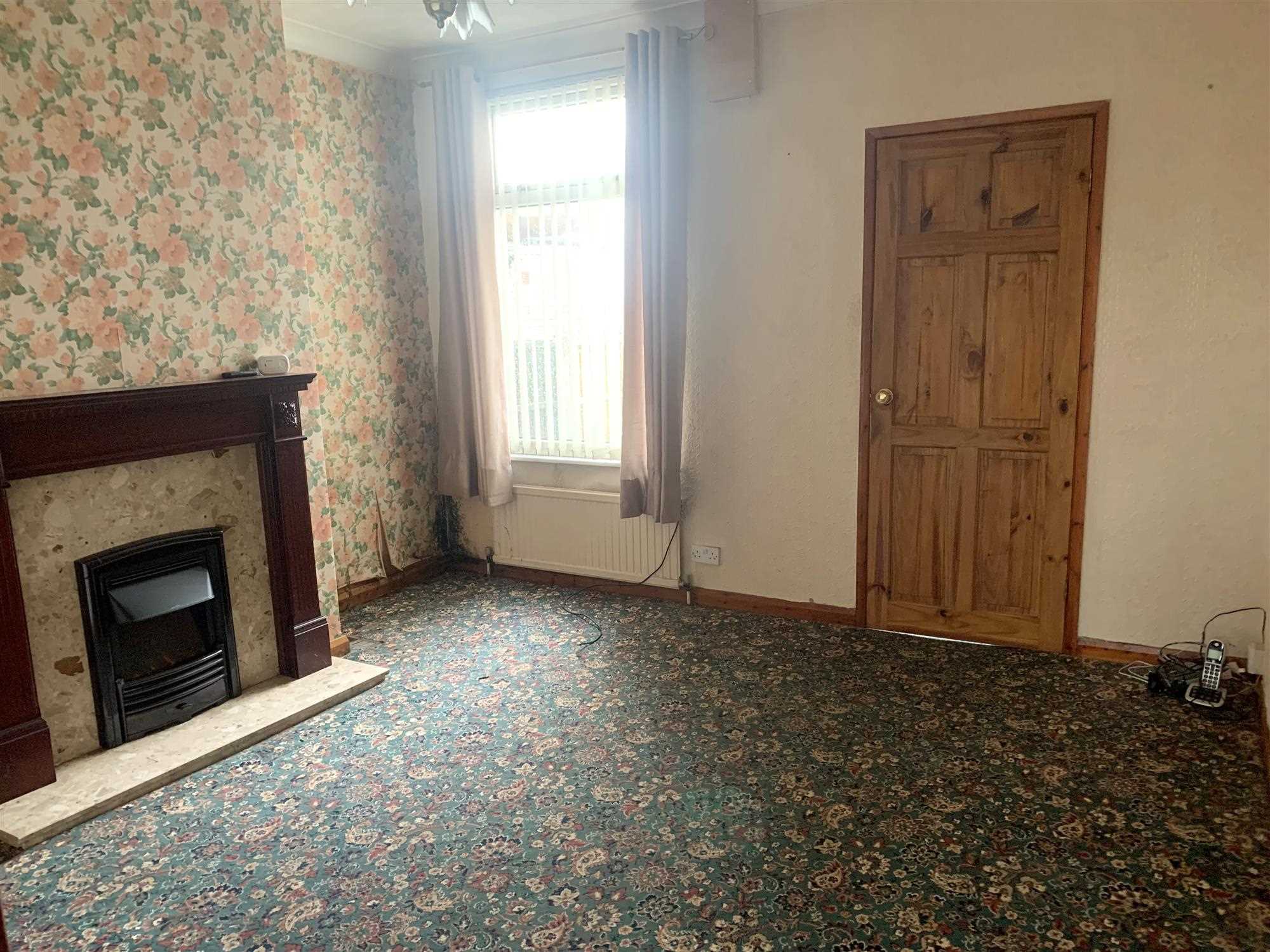 Clowne Road - Picture 4