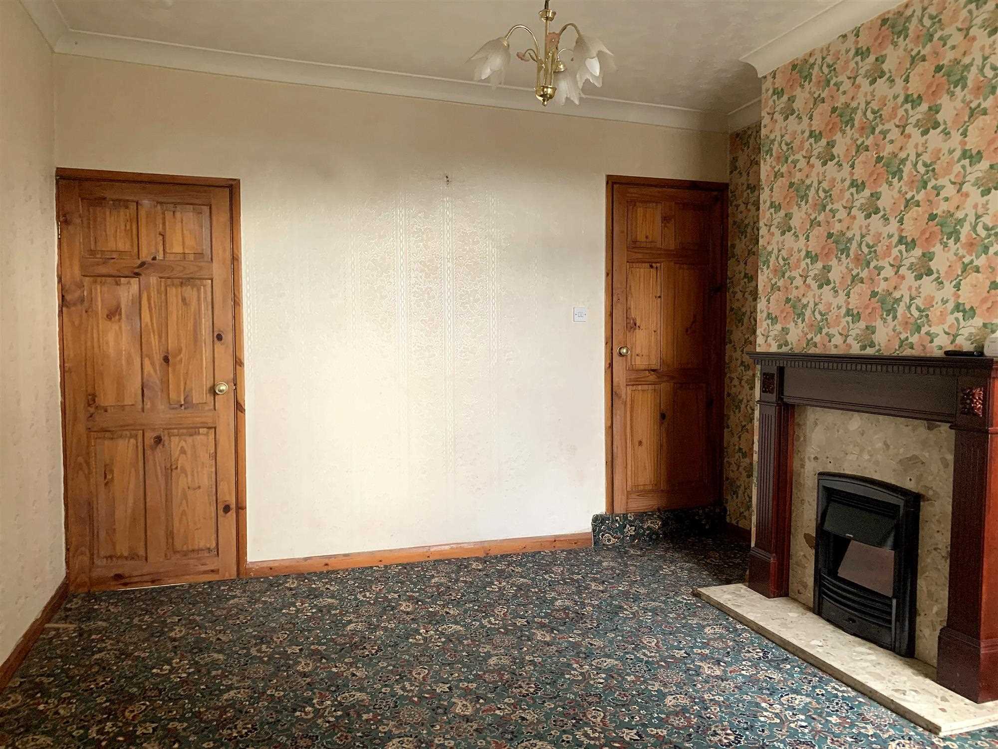 Clowne Road - Picture 5