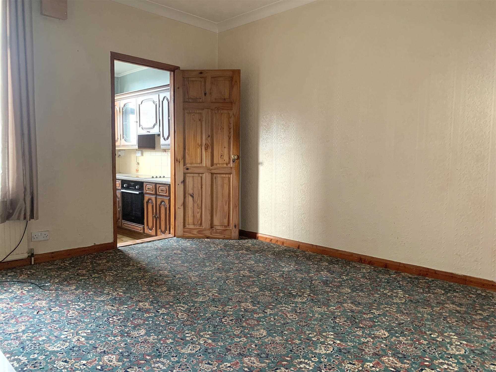 Clowne Road - Picture 6