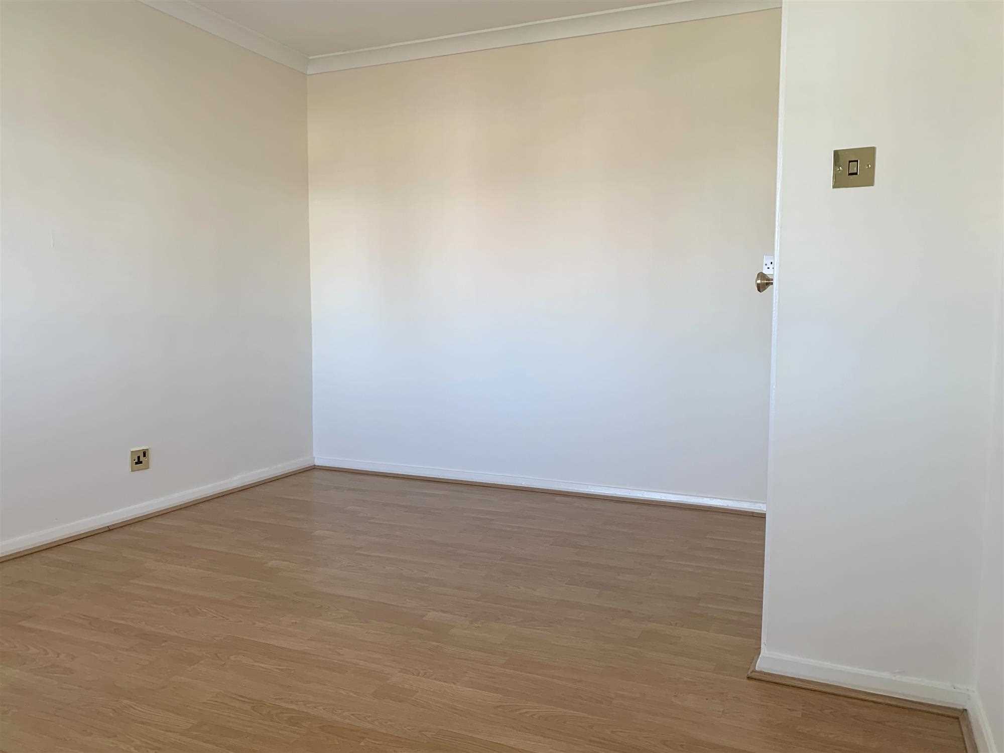 Bowden Avenue - Picture 6