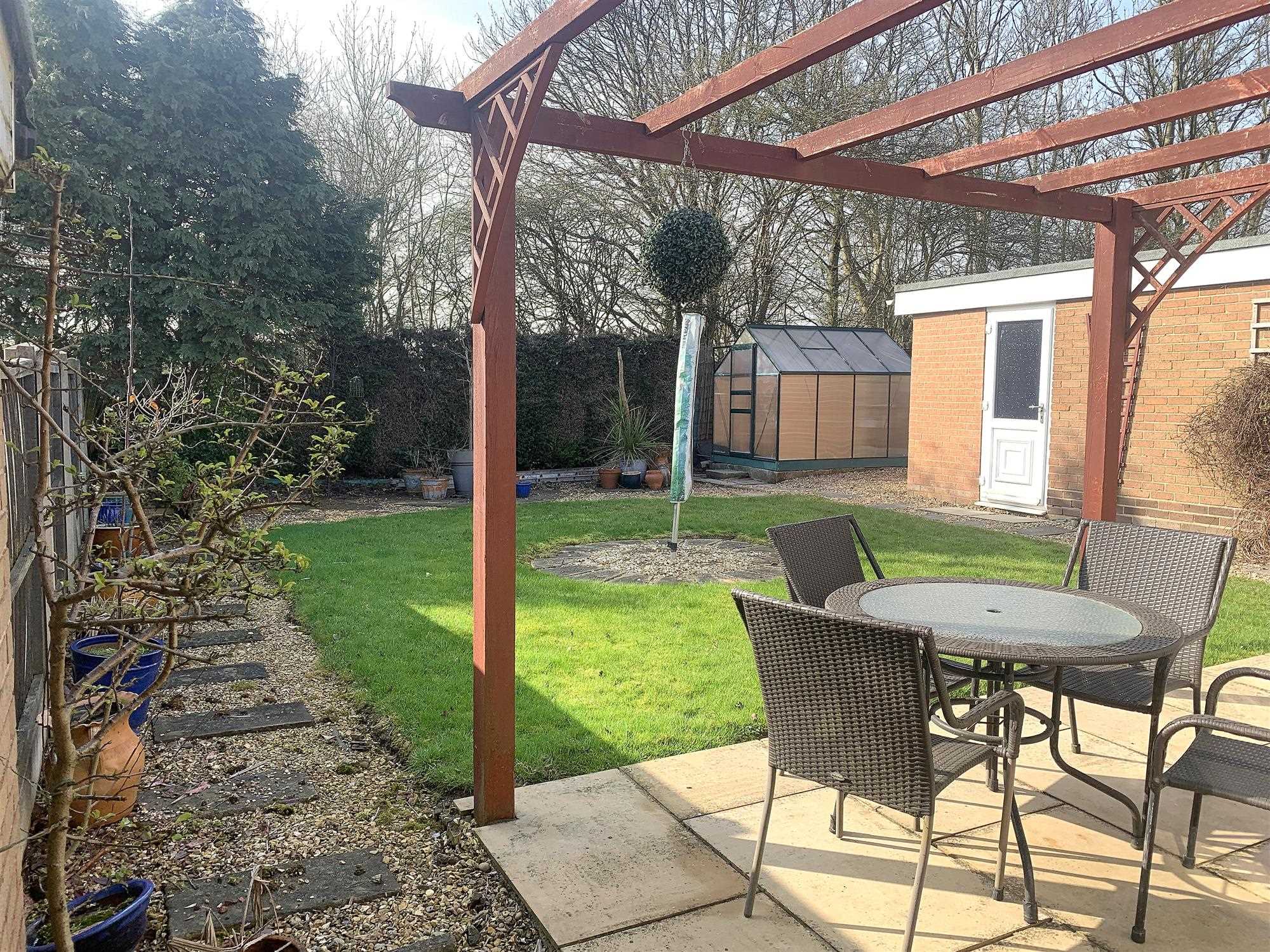 Bowden Avenue - Picture 16