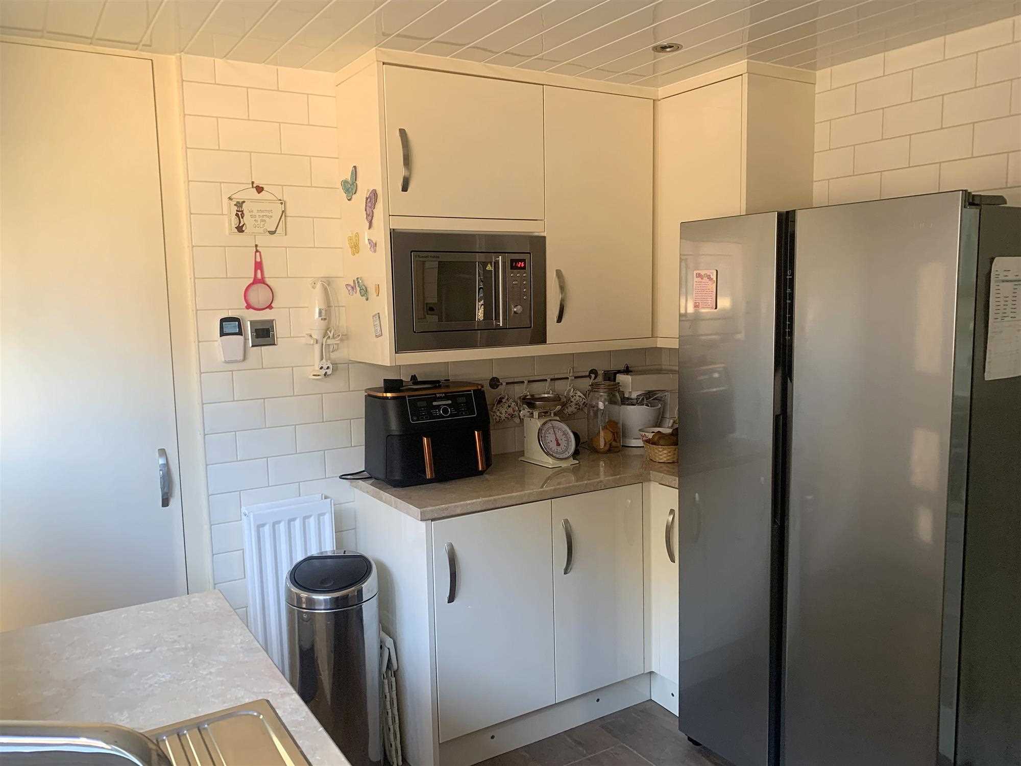 Nethergreen Avenue - Picture 9