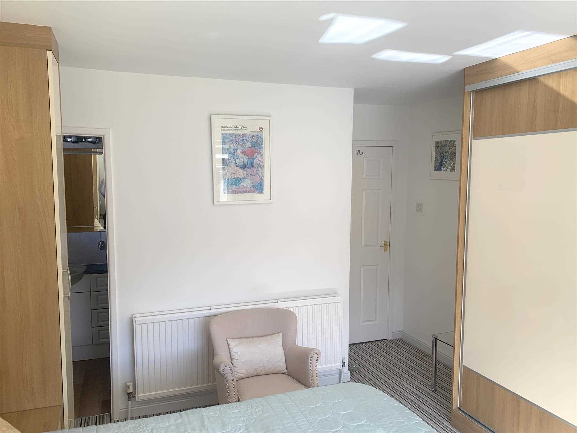 Nethergreen Avenue - Picture 14