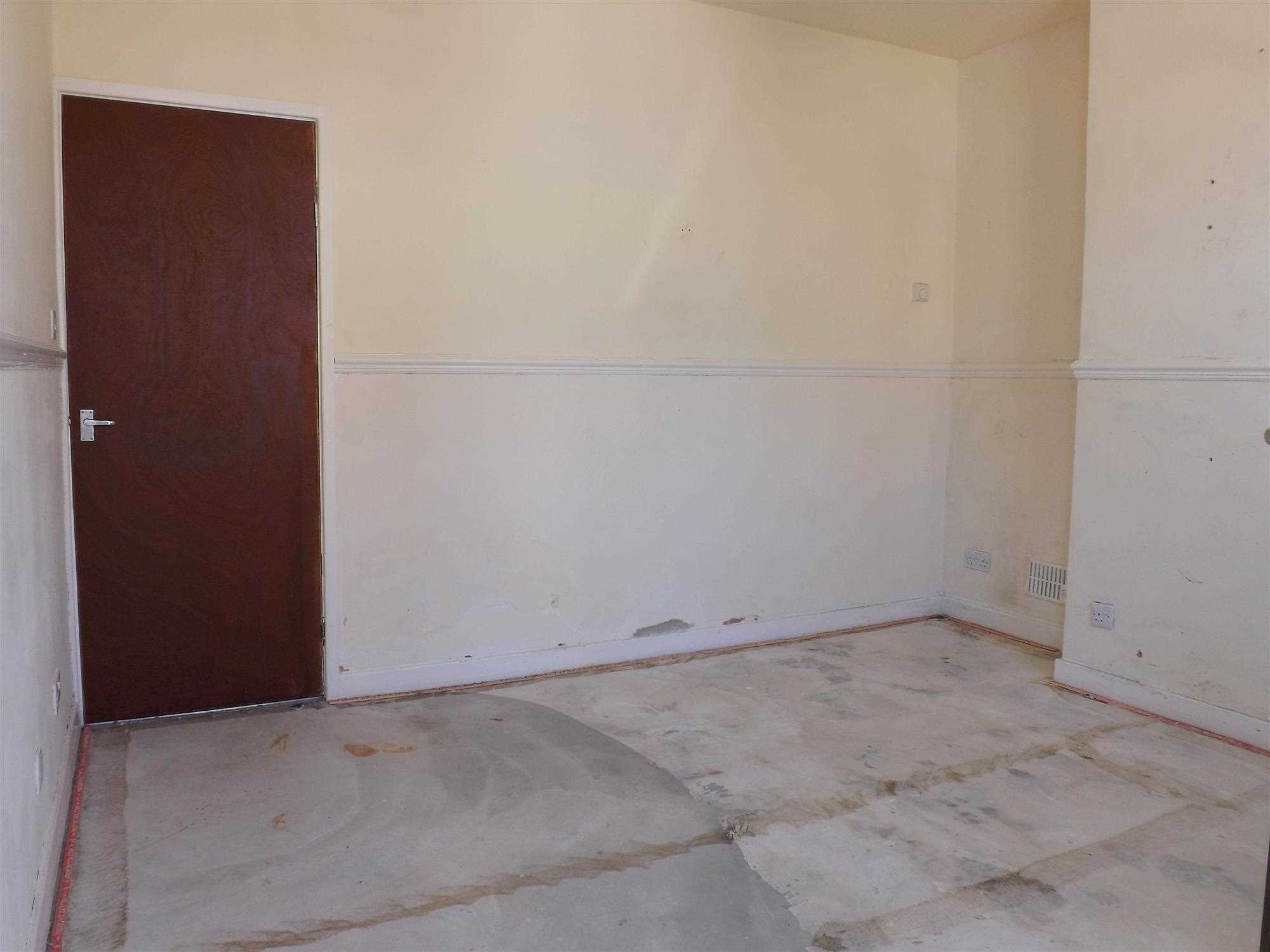 Duke Street - Picture 3