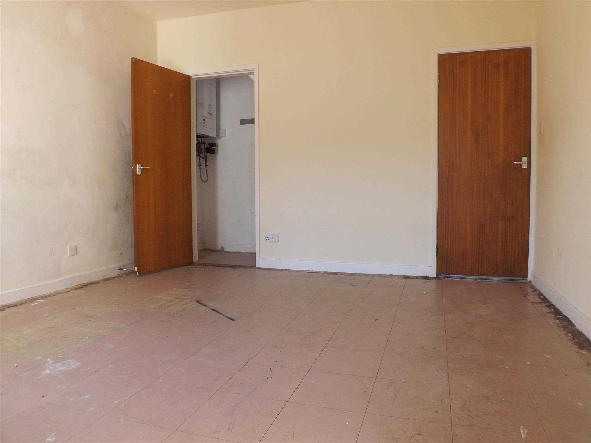 Duke Street - Picture 5