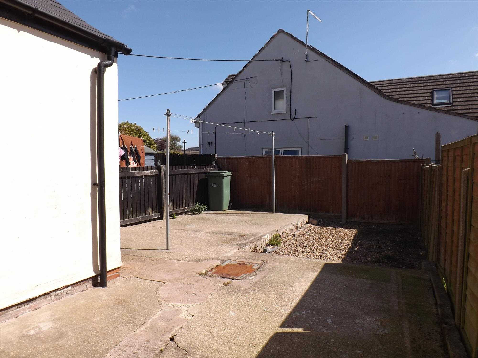 Duke Street - Picture 11