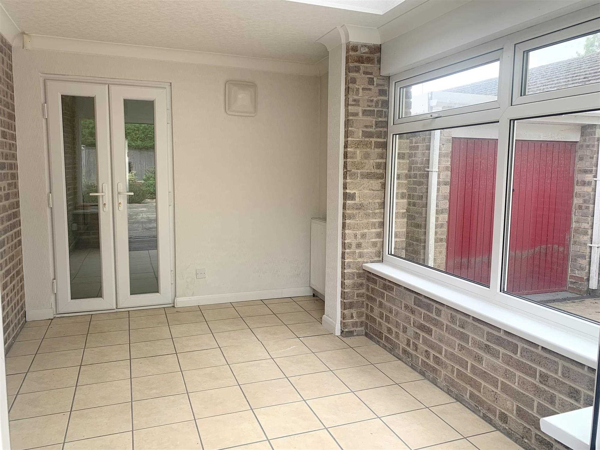 Bowden Avenue - Picture 13