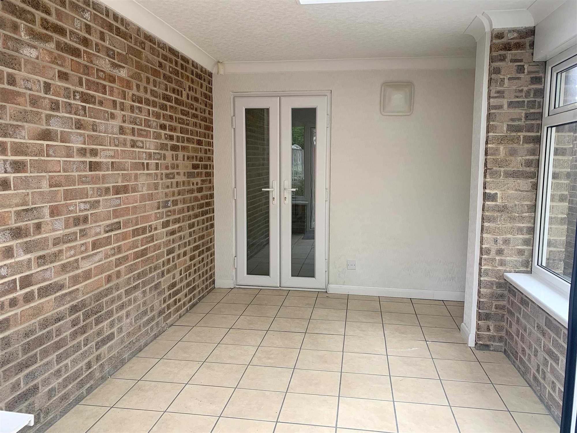 Bowden Avenue - Picture 14