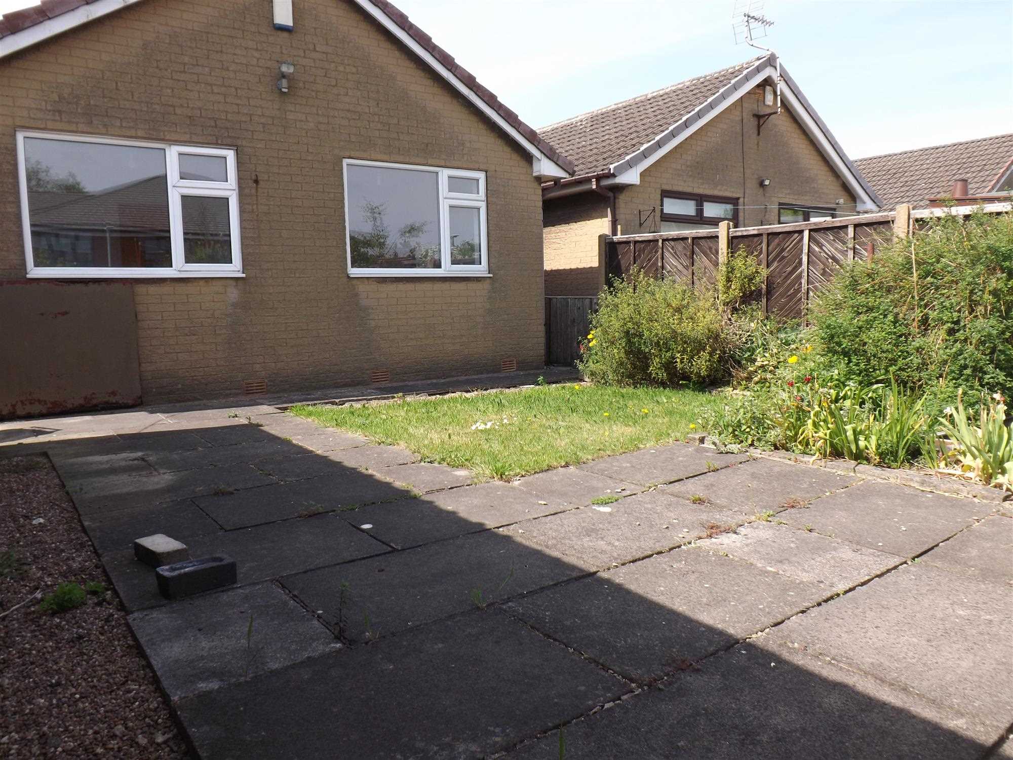 Romeley Crescent - Picture 13