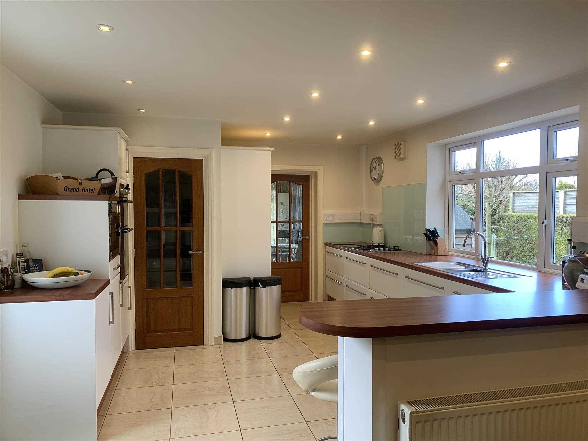 Clowne Road - Picture 2