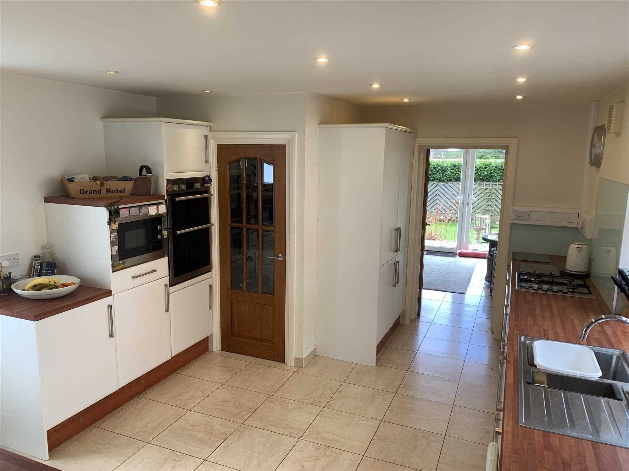 Clowne Road - Picture 4